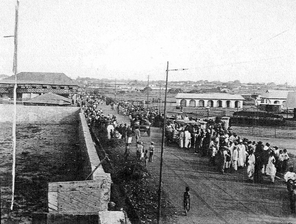 Accra Homowo um1900 300dpi.jpg